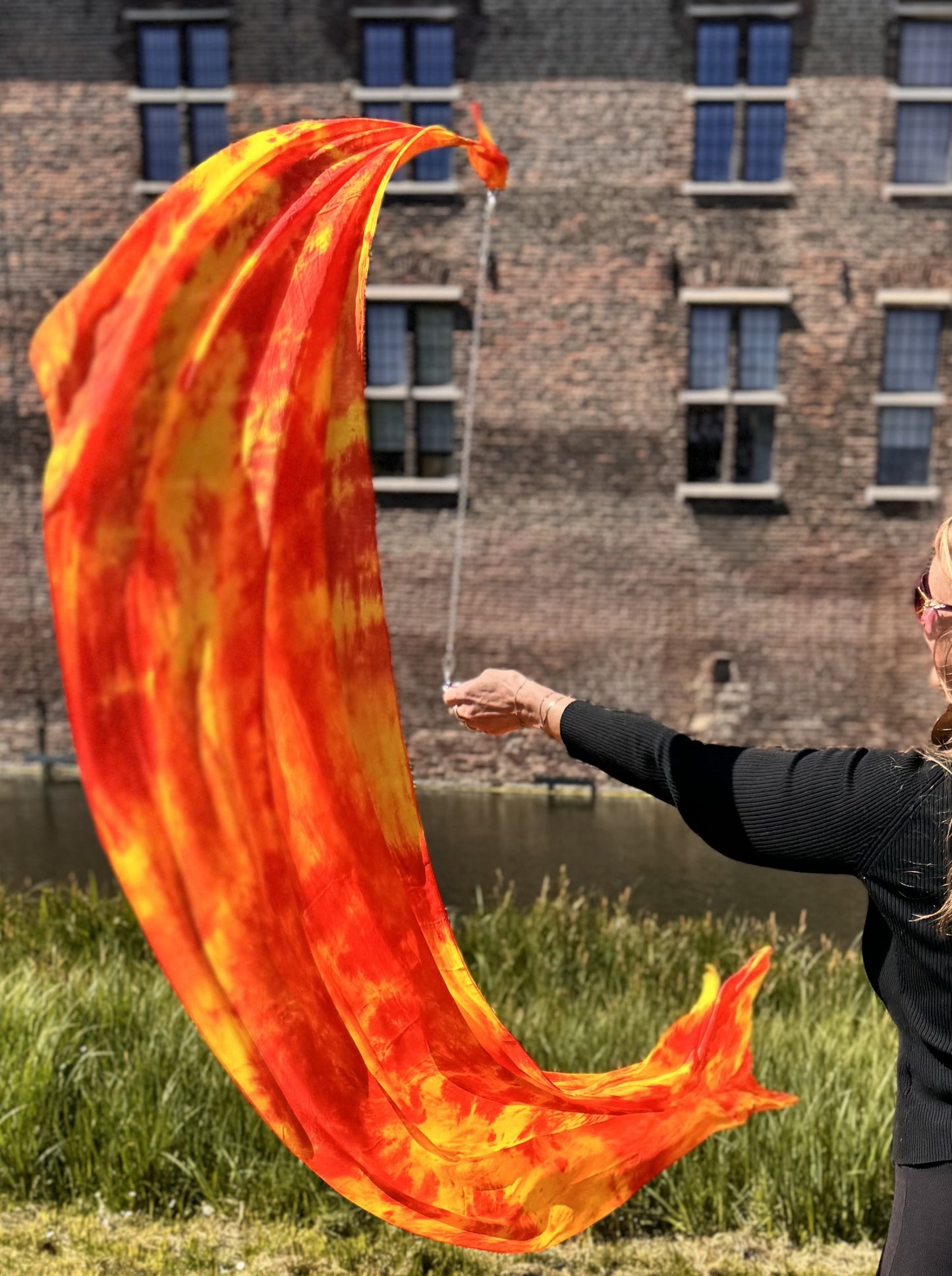 Seiden-Bauchtanz-Poi/Voi mit Seidenschleier in Orange-Gelb