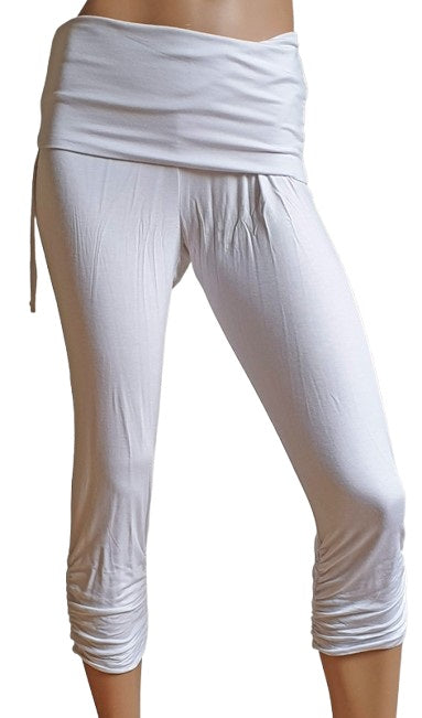 Yogahose Boga weiß. Aus 92 % Bambustextil
