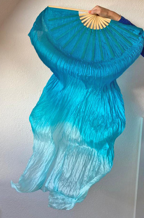 Seidenschleierfächer in Blaugrün