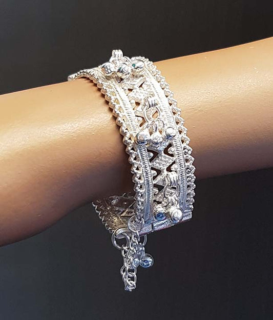 Silberarmband aus India