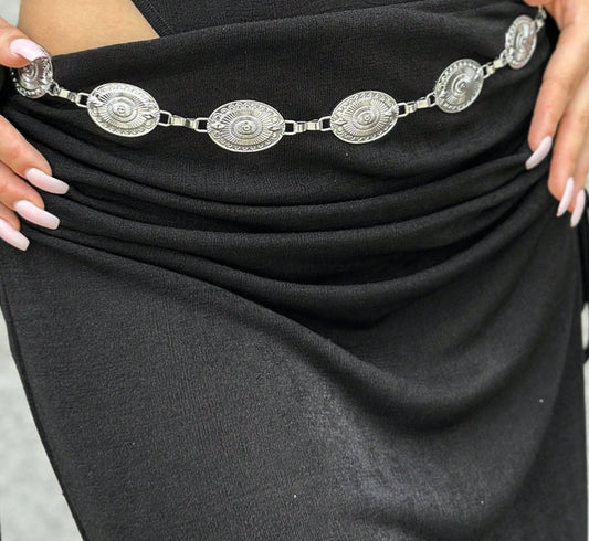 Bauchkette / Alt‑silberne Hüftkette, verziert mit ovalen Anhängern
