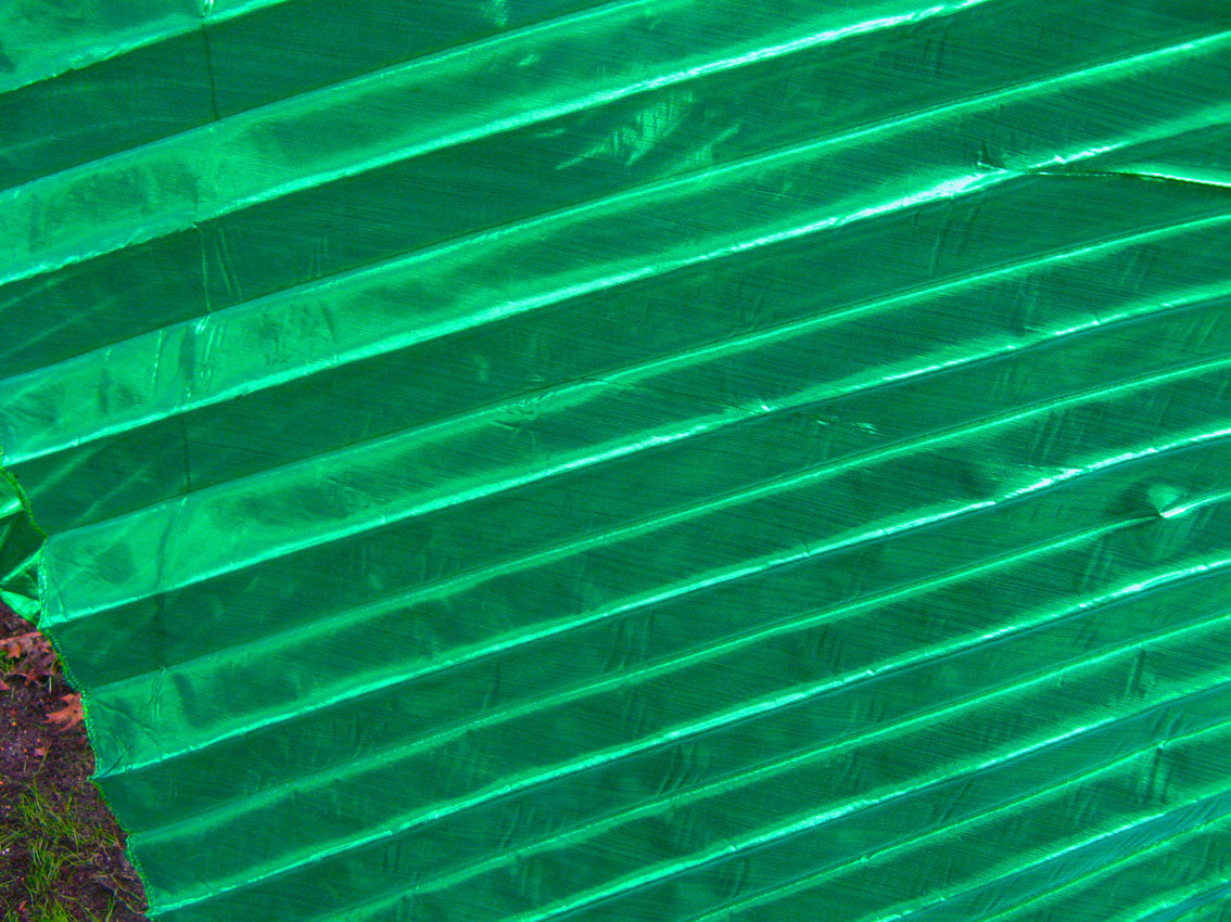 Isis Wings Organza Lamé in Grün