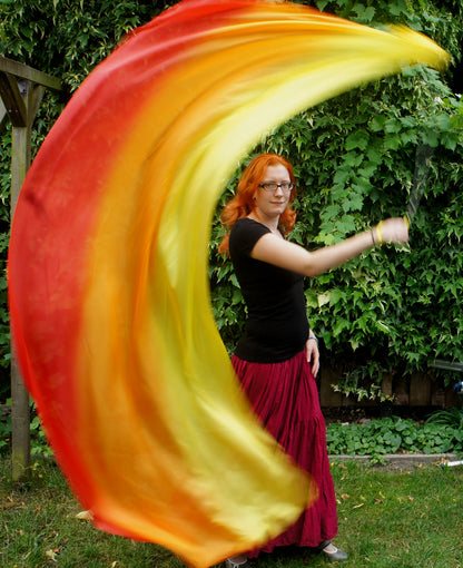 Seiden-Bauchtanz-Poi/Voi mit Seidenschleier in Rot-Orange-Gelb