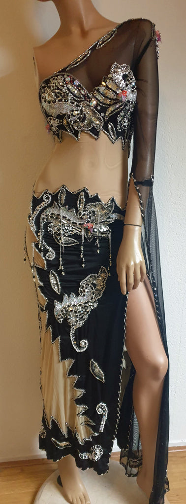 Bauchtanzkleid Maysun asymmetrisch schwarz/silber