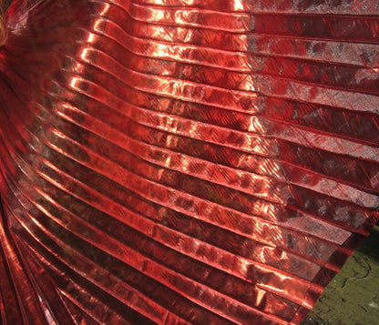 Isis Wings Organza Lamé in Rot