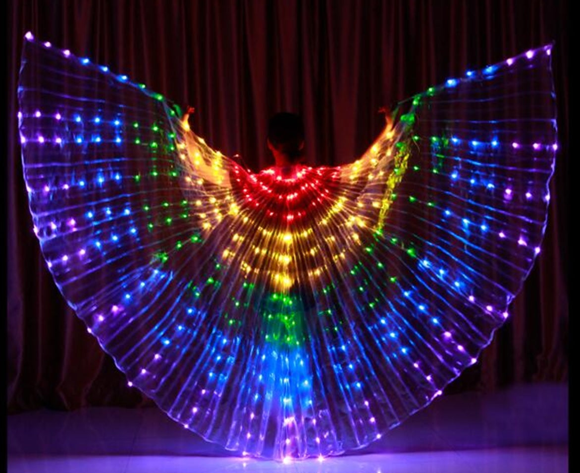 Isis Wings Organza mit Regenbogen-LED-Lichtern.