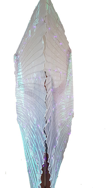 Isis Wings Organza (durchscheinend) in weißem Perlmutt mit violetten LED-Lichtern