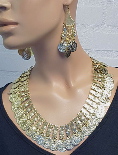 Set Halskette mit Münzen in Gold mit passenden Ohrringen