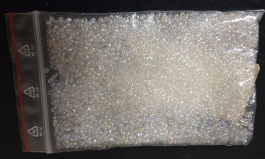 Glasperlen weiß Perlmutt

 Beutel 50 Gramm