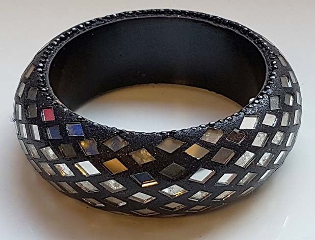 Schwarzes Armband mit Spiegeln