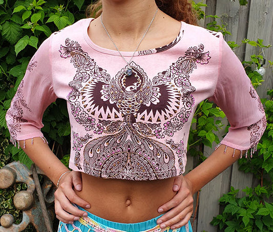 Shirt mit Pfauenprint und transparentem Ärmel in Pink
