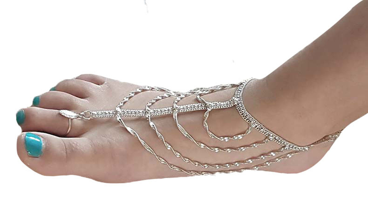 Fußschmuck mit verstellbarem Ring und Fesselriemchen in Silber