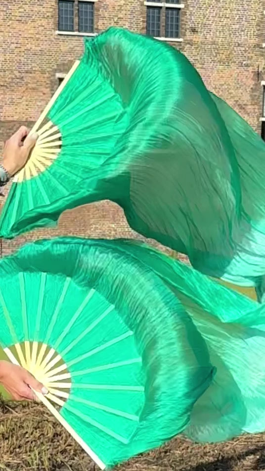 Sluierwaaiers fan veils fächerschleier peacock green